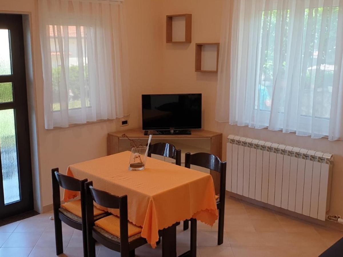 Apartment Jf Rezine Ловран Экстерьер фото